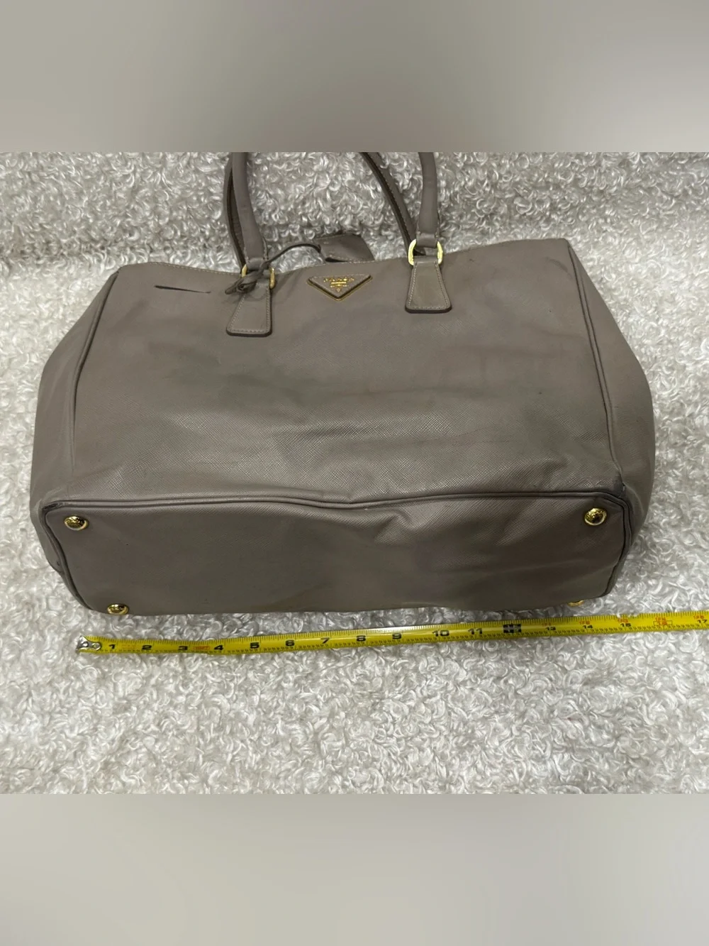 Prada saffiano lux